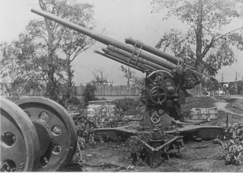 Anti-aircraft guns against tanks. Part 1