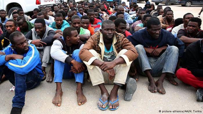 Rota da Líbia. Como migrantes ilegais atravessam o mar Mediterrâneo