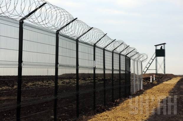 "Yatsenyuk의 벽은"루한 스크 지역에 도달