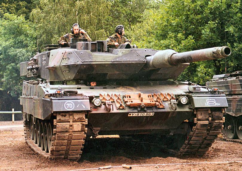 Современные немецкие танки. Танк Leopard 2a5. MBT Leopard 2a4. Леопард 2а4. Леопард 2.