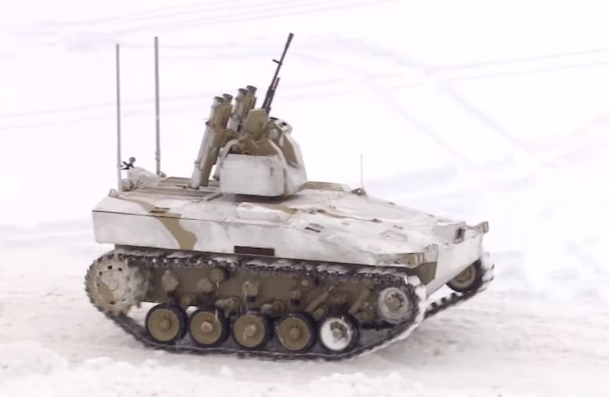 Боевые стрельбы в Алабино впервые прошли с участием роботов