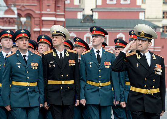 Overcome another "Serdyukovskaya" reform in the Armed Forces of the Russian Federation