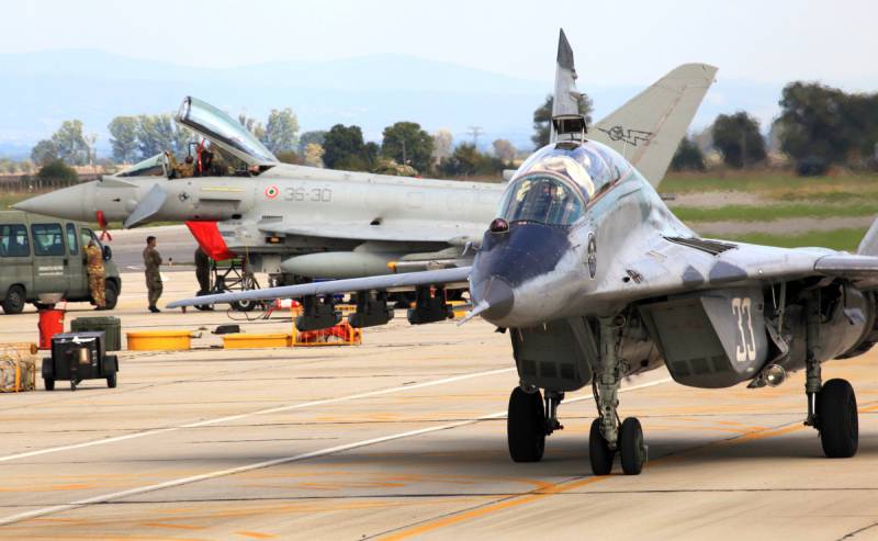 Уходящее руководство Болгарии спешит начать перевод ВВС на стандарты НАТО
