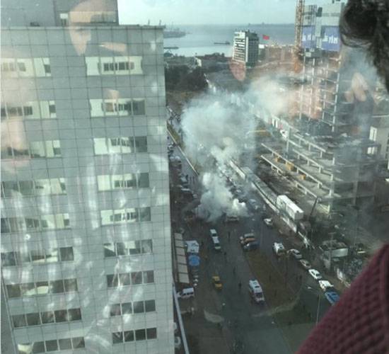 Explosions in Turkish Izmir