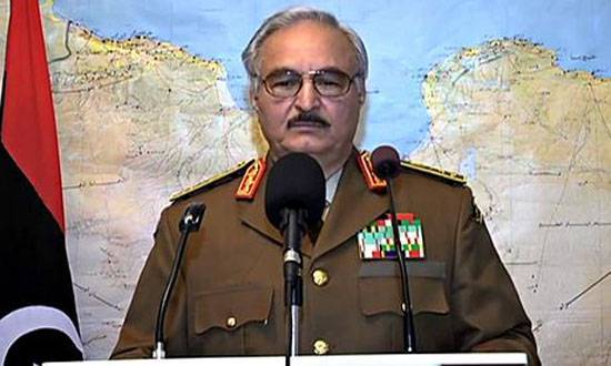 West: Russia intends to help weapons to opposition Libyan general