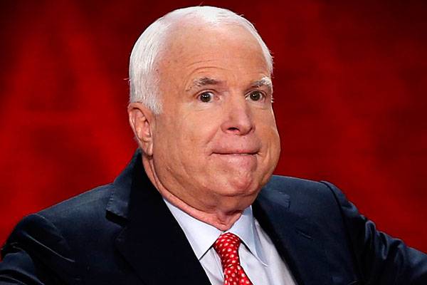 McCain désillusionné par les États-Unis: la Russie détermine désormais sa politique au Moyen-Orient