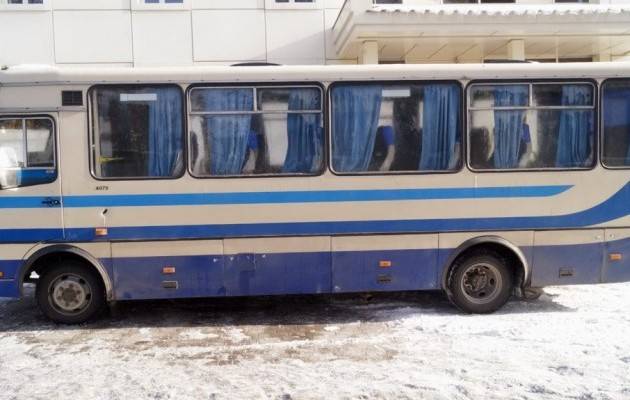"Штаб АТО" обвинил ДНР в обстреле своего же автобуса