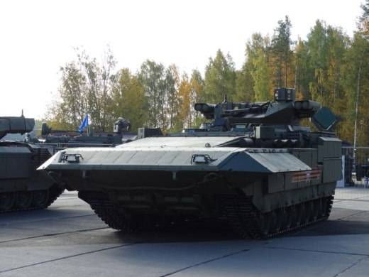 BMP T-15 è presentato con l'attuale complesso di protezione attiva "Afganit"