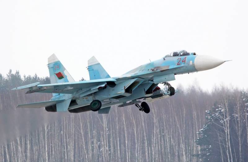 Бой между F-16 и Су-27