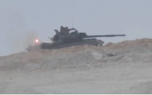 Syrian T-62M withstood an anti-tank missile