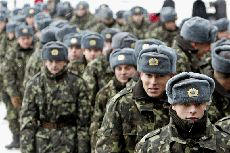基辅批准了3年的国防命令