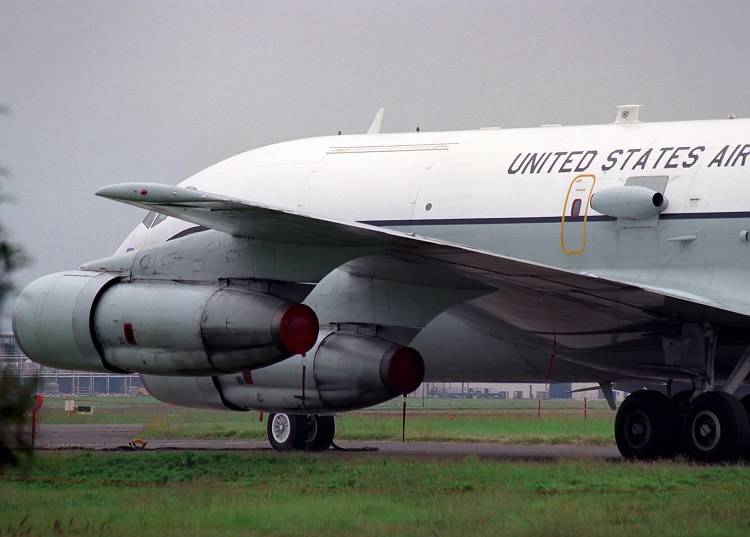 Американский разведывательный самолёт проверит данные о всплеске радиации в Европе