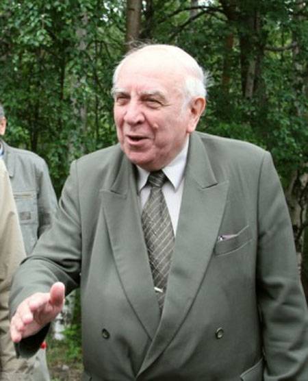 O criador dos submarinos nucleares do projeto Yasen V.N. Pyalov faleceu