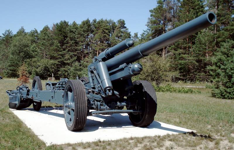 第二次世界大战的自行榴弹炮 8的一部分 胡默尔