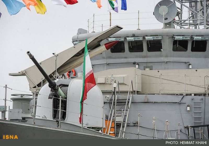 Problèmes et problèmes stratégiques de la marine iranienne. En premier lieu - la défense aérienne navale