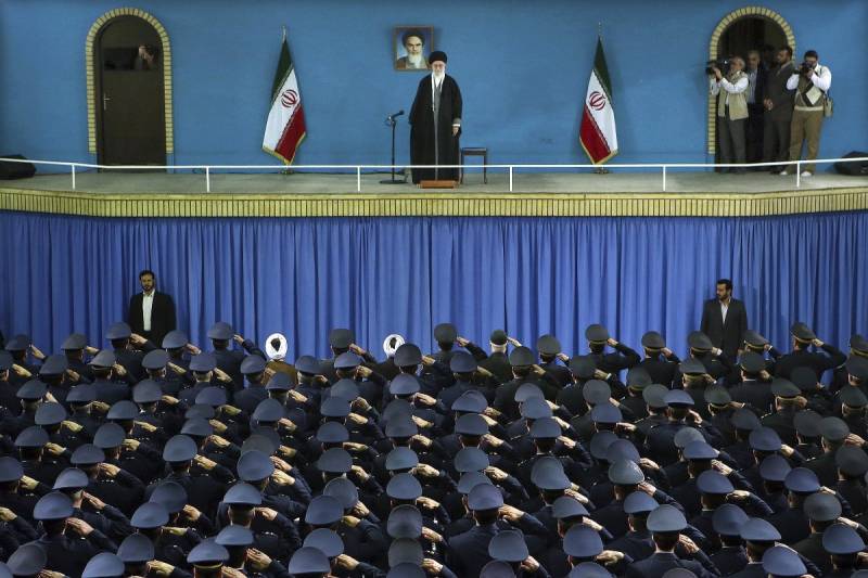 Тегерану будет туже