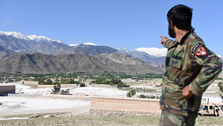 12 таджикских экстремистов погибло от удара американской "супербомбы" в Афганистане