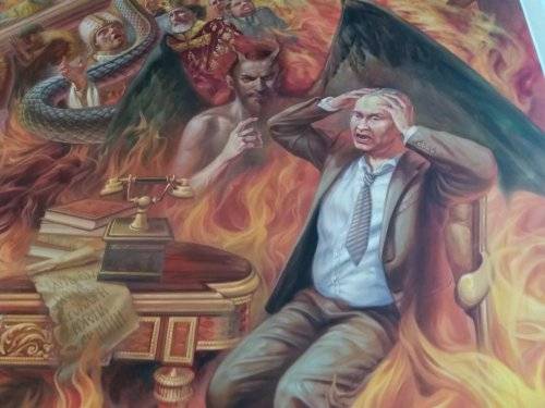 В храме Львовской области на фреске "сожгли" свастику, герб СССР и человека, похожего на Путина