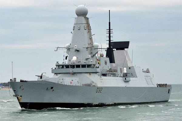 Британия освещает заход эсминца Daring "на задний двор Путина"