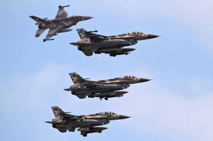 ВВС Израиля нанесли удар в районе международного аэропорта в Дамаске