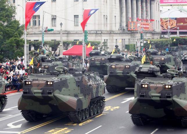 Китай выступил против поставок вооружения на Тайвань