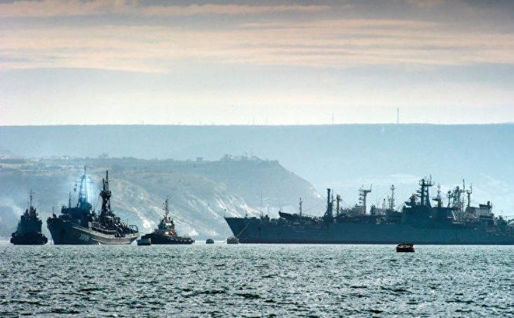 Il deputato della Duma di Stato ha messo in guardia la Marina ucraina contro gli scherzi con la flotta del Mar Nero