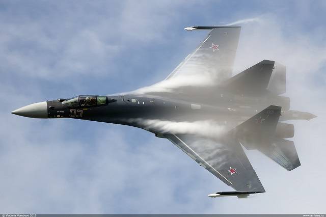 Су-35 против F-35: Россия ставит на сверхманевренность