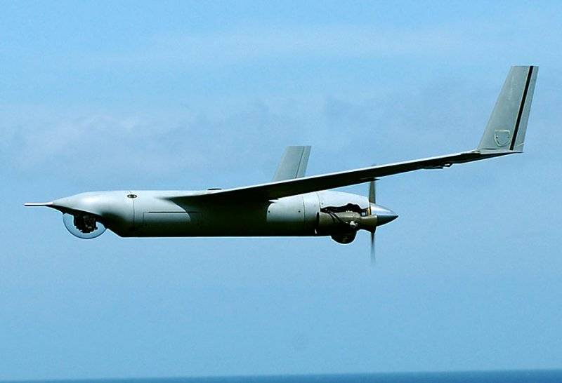 США испытали доработанный БПЛА "ScanEagle" с водородным топливным элементом