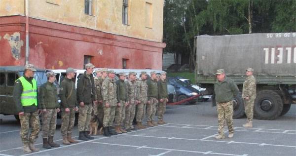 Подготовленных американскими инструкторами военнослужащих ВСУ отправляют на Донбасс