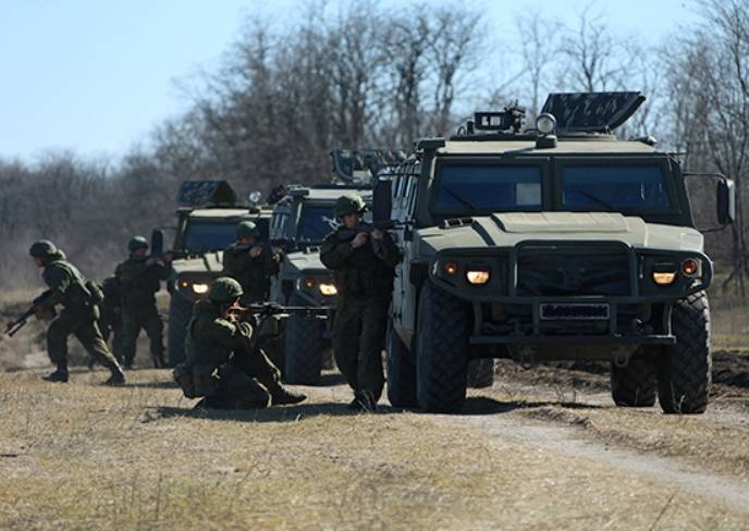 Сотрудник военной автомобильной инспекции