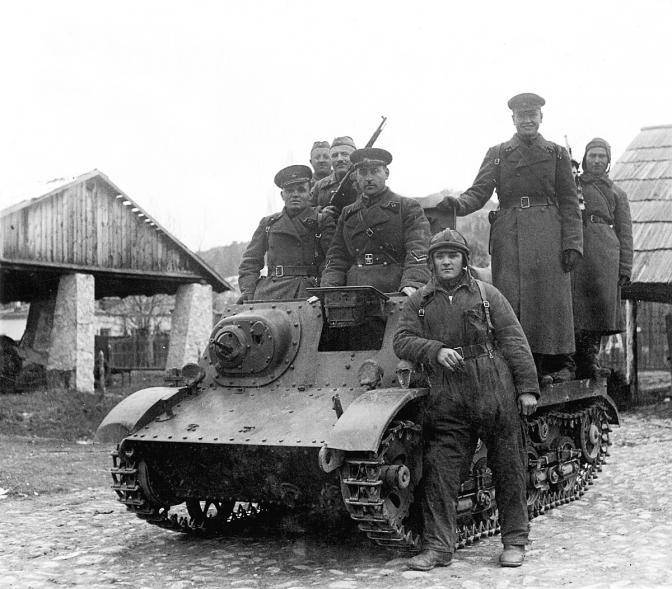 무기에 관한 이야기. 포병 트랙터 T-20 "Komsomolets"