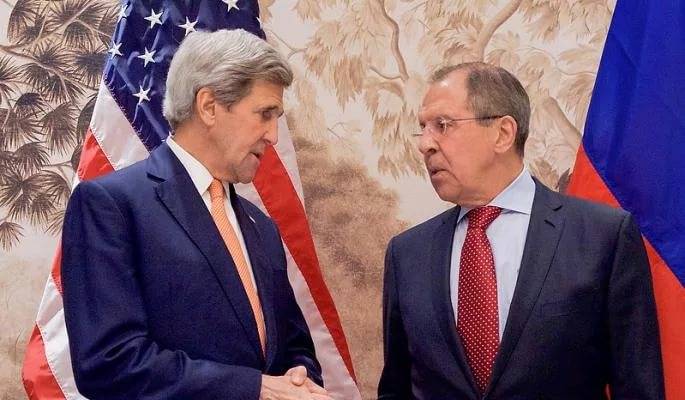 John Kerry radil americkým studentům, aby se naučili rusky