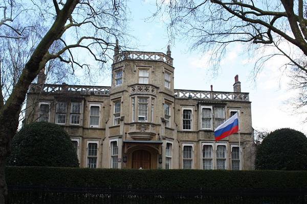 Российское и израильское посольства в Британии охраняют военнослужащие британской армии