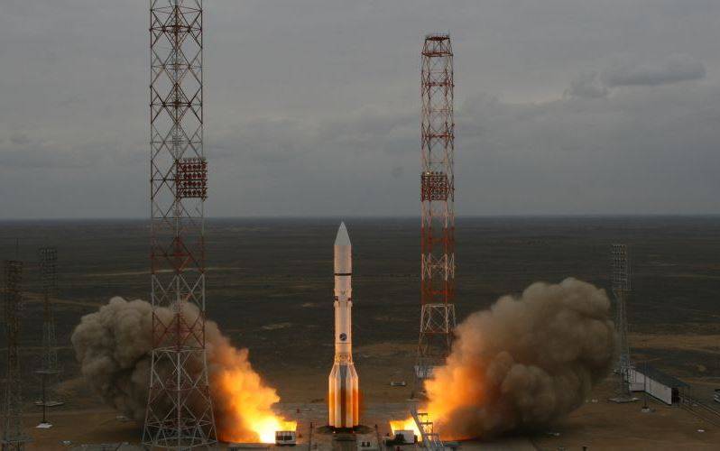 Эксперт: Россия не в состоянии развивать космические проекты только за счет бюджета