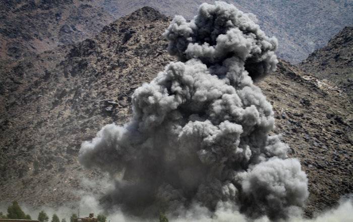 Tre poliser dödades i Afghanistan till följd av ett luftangrepp från det amerikanska flygvapnet
