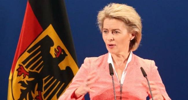 Almanya Savunma Bakanı, Fransa ile askeri bir ittifak kurulmasını destekliyor