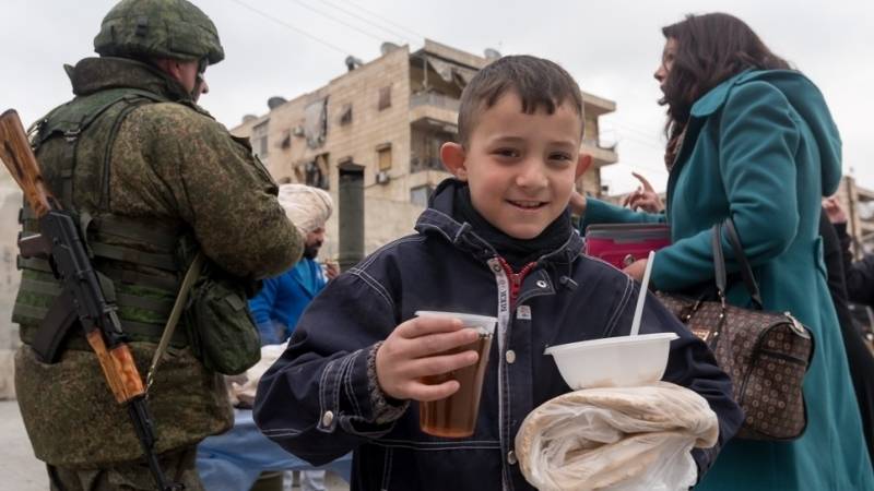 Ministério da Defesa da Rússia: O Ocidente não entregou um único quilo de comida para os moradores do leste de Aleppo, que deixaram suas casas