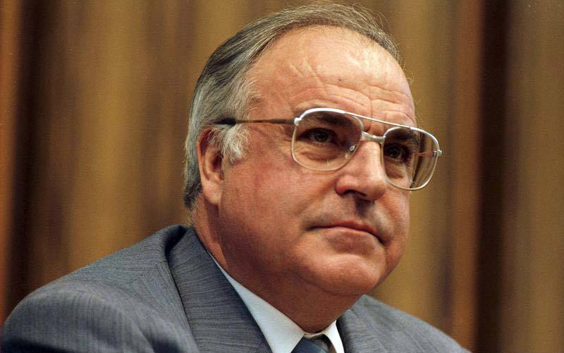 Helmut Kohl har dött