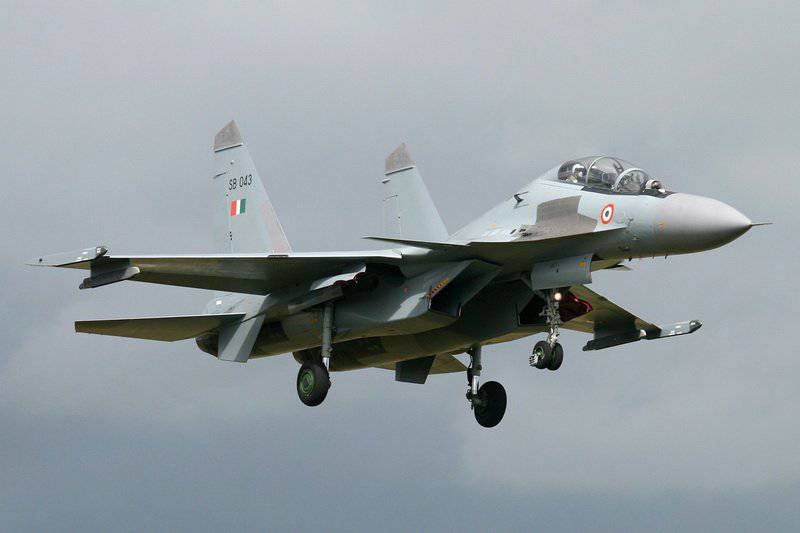 Rusia e Italia modernizan el indio Su-30 MKI