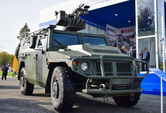 Pasukan Khusus Distrik Militer Selatan menerima kendaraan Tigr-M dengan modul tempur Arbalet-DM