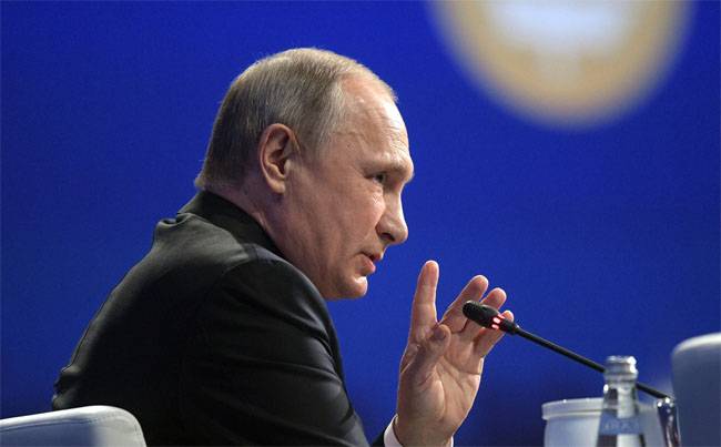 Vlagyimir Putyin elmondott néhány részletet Szergej Brilevnek az NDK-ban végzett munkájáról