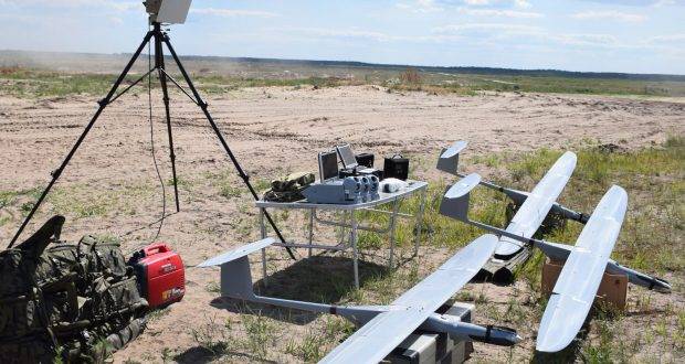 Ukrajinské ozbrojené síly provedly testy UAV "Fly Eye"