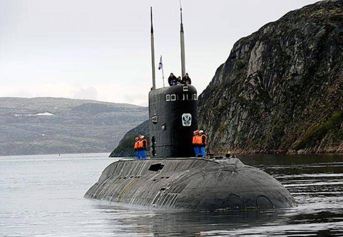 太平洋艦隊のための636.3プロジェクトの最初の2つのディーゼル電気潜水艦は7月末に敷設されます。