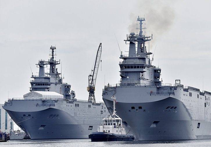 FSMTC: Russia offers Egypt communications and locations for Mistral helicopter carriers