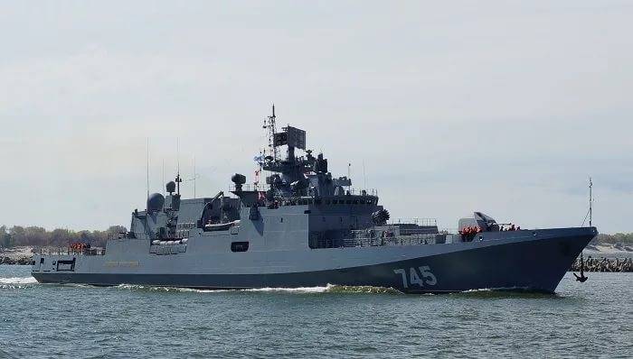 プロジェクト11356の2番目の3フリゲート艦はロシア連邦に残るでしょう