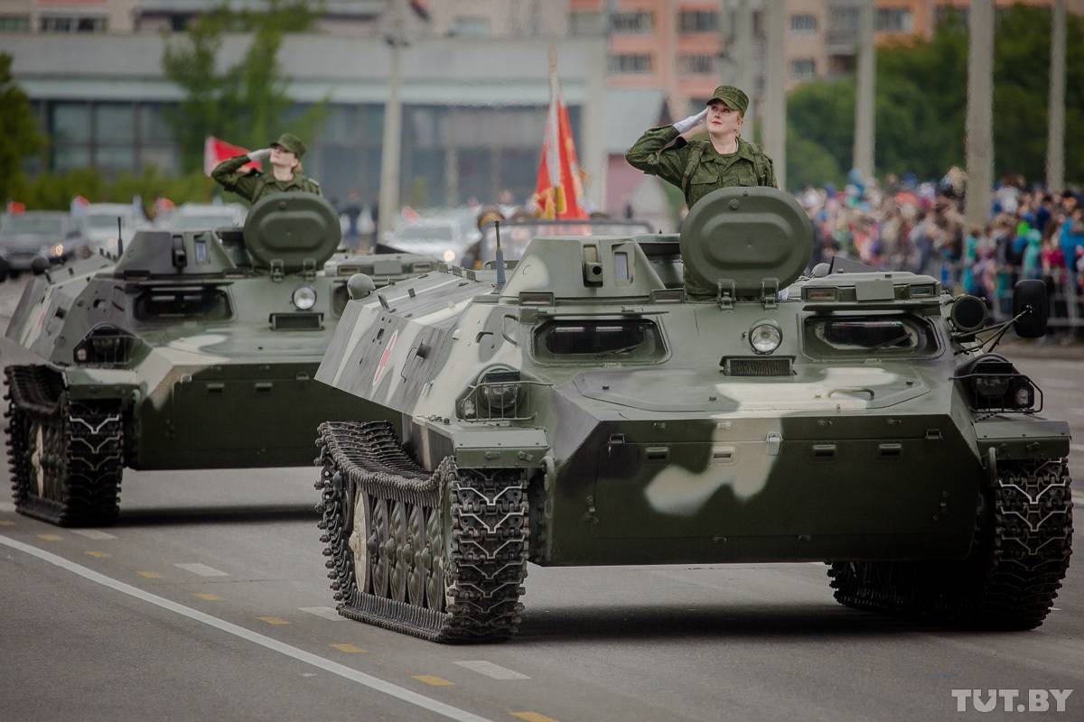 Военный парад в Минске