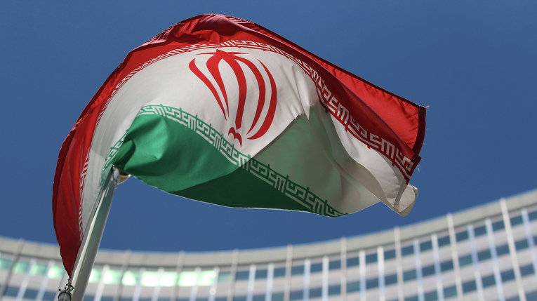 伊朗承诺对新的美国制裁做出回应