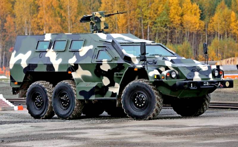 An off-road armored vehicle "Damask". Infographics