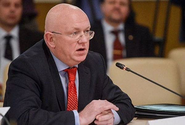 Nebenzya comentou as declarações de Chisinau sobre a "necessidade de retirar" as forças de paz russas