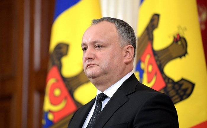 Dodon ha bloccato il progetto in occasione della "Giornata dell'Europa" approvata dal parlamento il 9 maggio